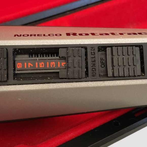 Vintage Norelco Rotatract Razor shaver - Picture 3 of 7